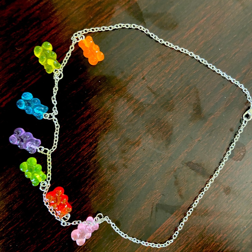 Multi color teddy bear necklace